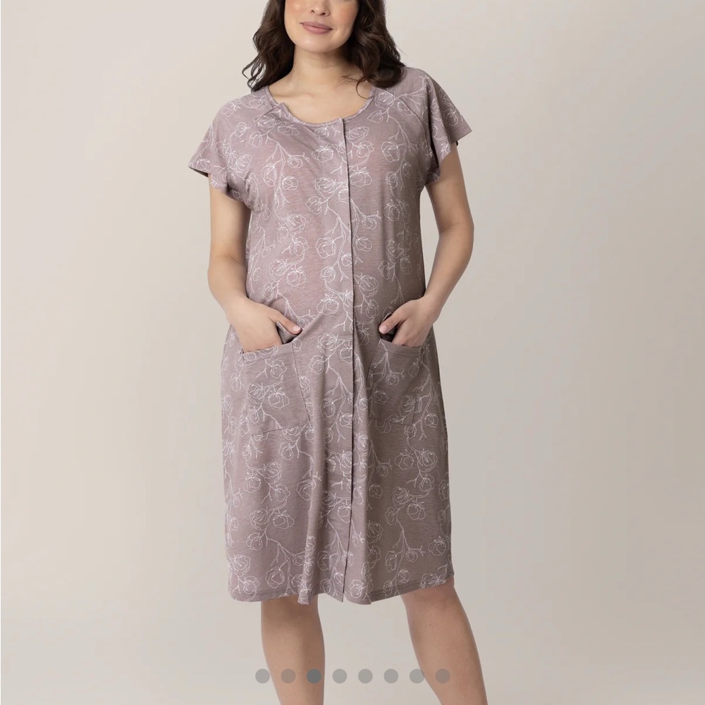 Kindred Bravely Delivery Hospital Gown